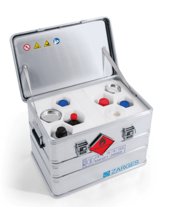 K470 Gefahrgutkiste mit Schaumeinsatz.